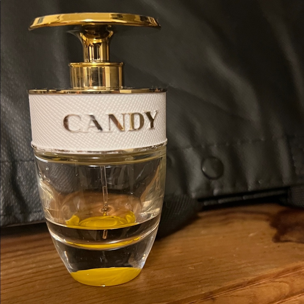 Prada Candy Body Oil - White and Gold